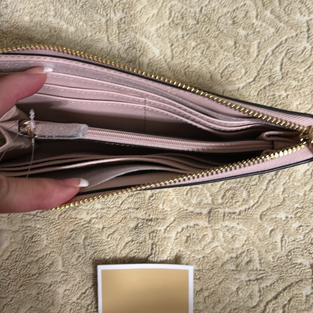 NWT MICHAEL KORS Powder Blush, Three Quarter Zip Jet Set Wallet - Picture 6 of 8